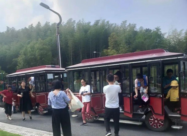 这个国庆像过年！谁再问马鞍山哪里好玩直接把这条微信甩过去！